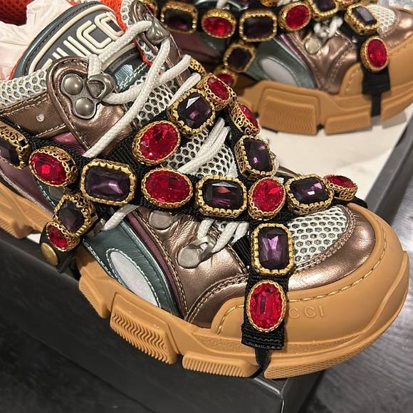 New authentic Gucci shoes - Picture 2 of 9